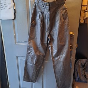 Vintage Toff's Grey Leather Pleated Pants sz 8